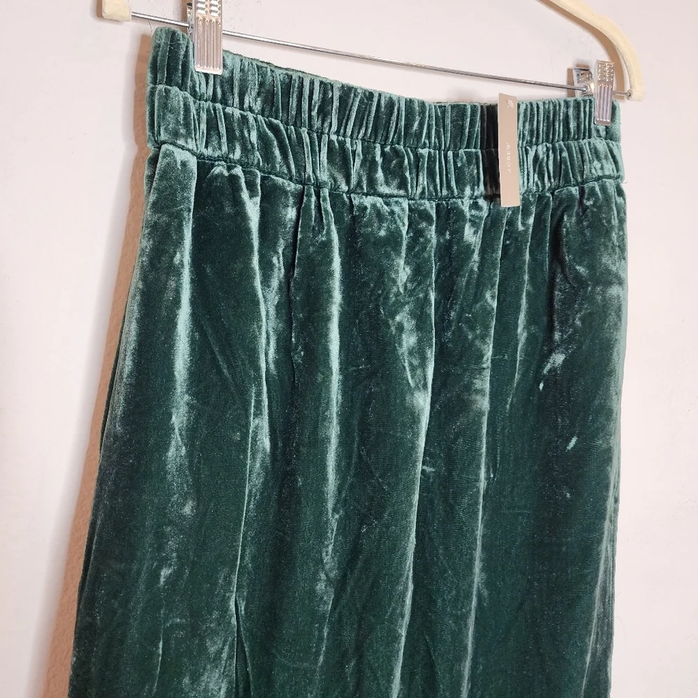 NWT J. Crew‎ Crushed Velvet Green pullon midi skirt pockets size medium